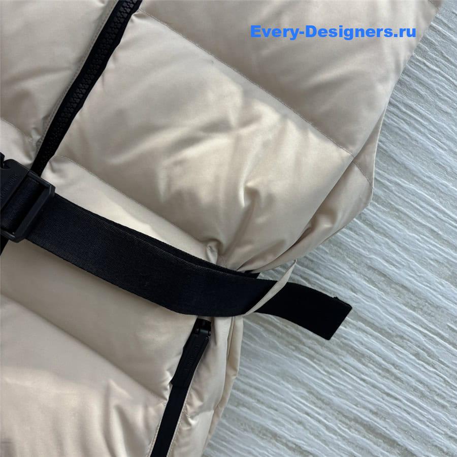 D10r stand collar belt vest down jacket