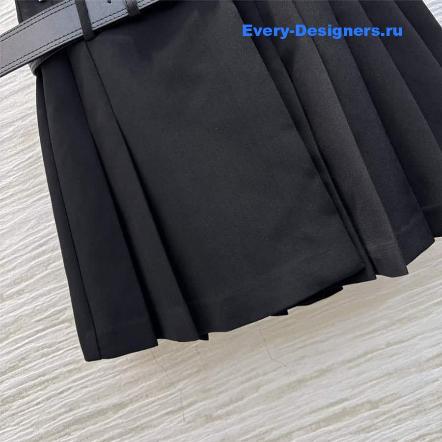 D10r belt pleated skirt