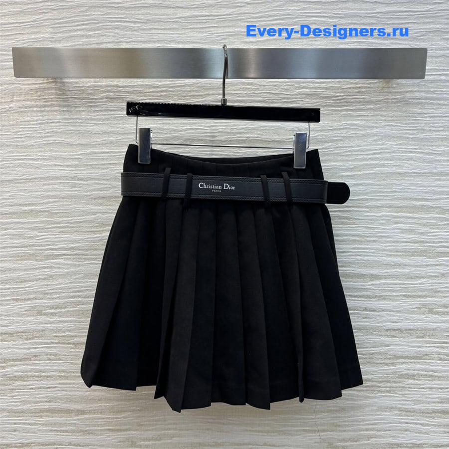 D10r belt pleated skirt