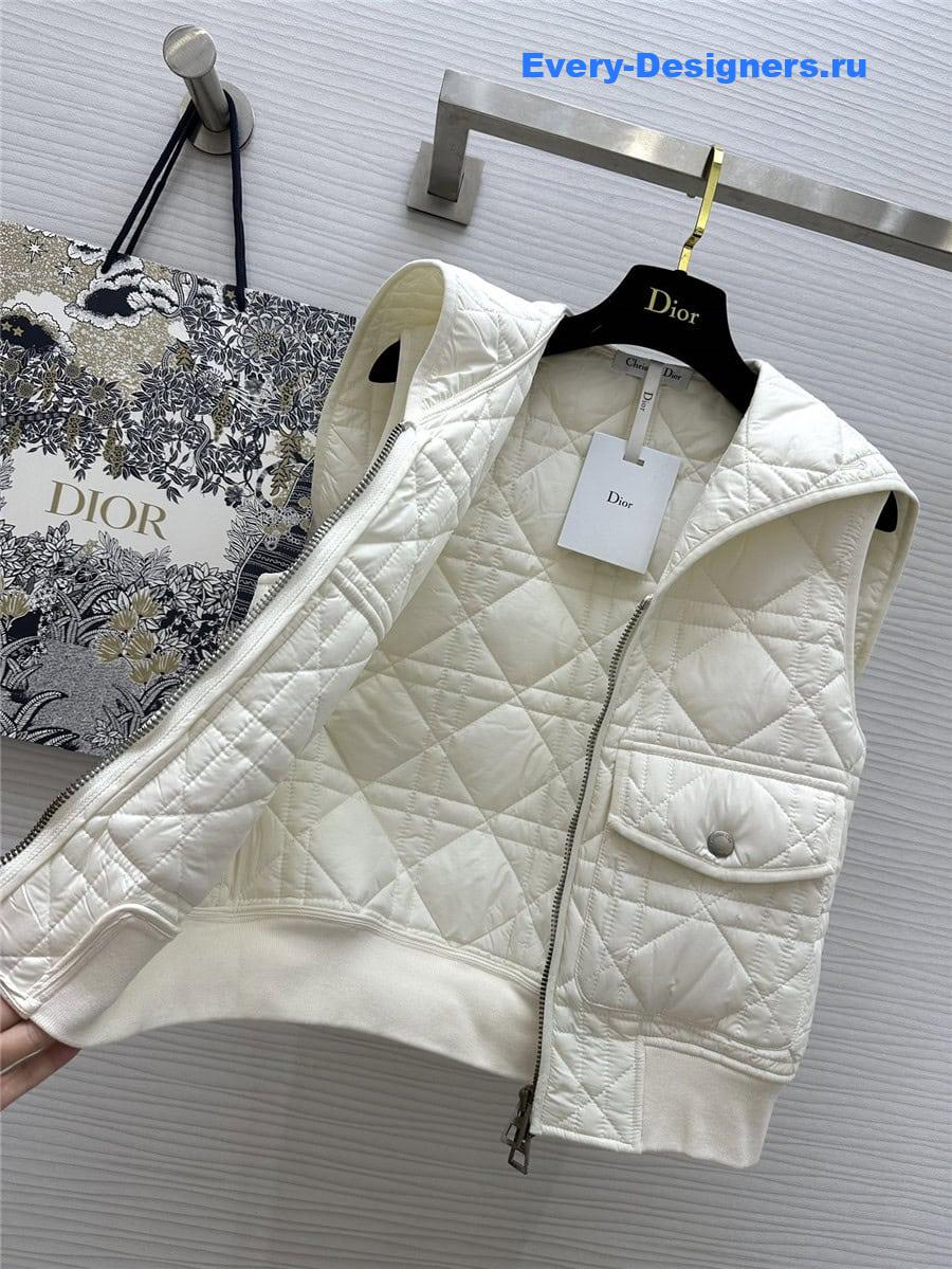 D10r quilted vest jacket
