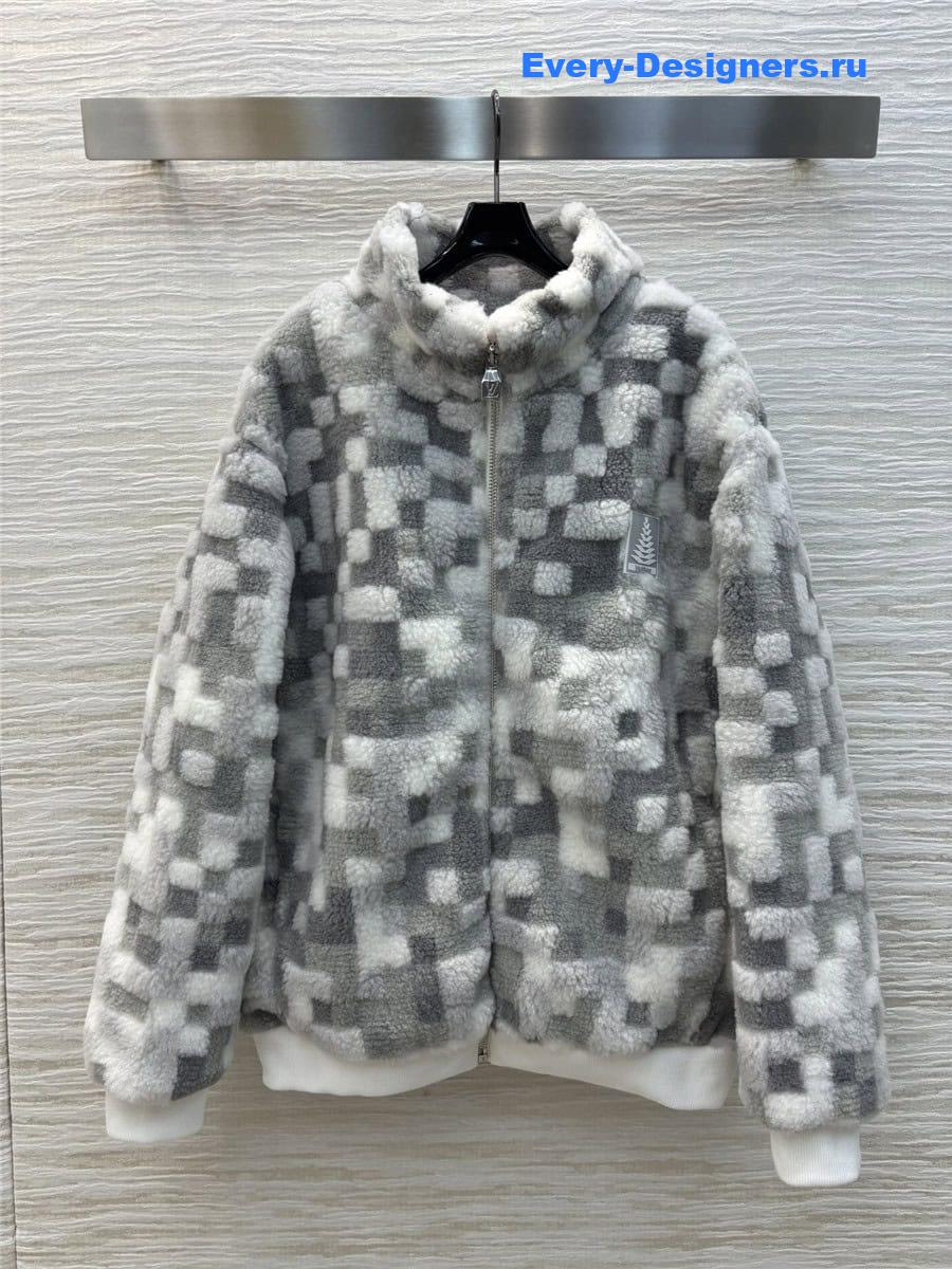 l0vis Vvtt0n lv stand collar plush coat