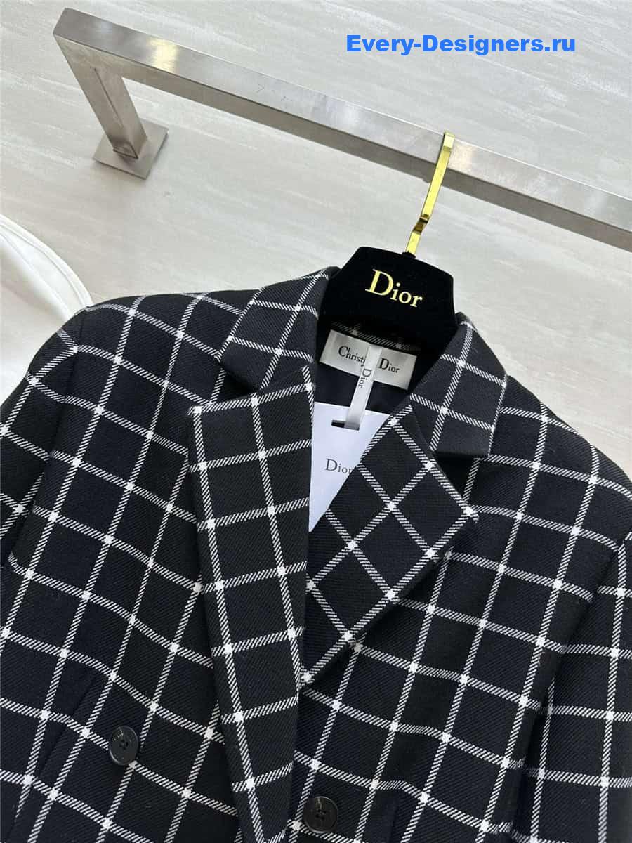 D10r check blazer
