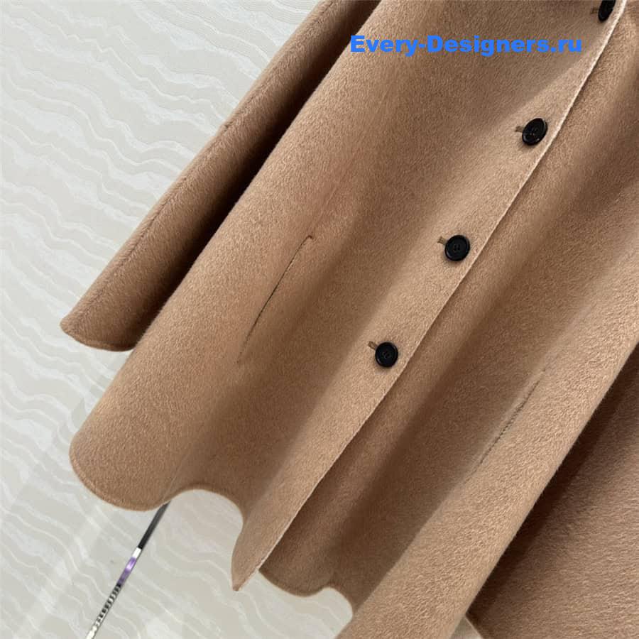L0r0 P1ana cashmere shawl cape