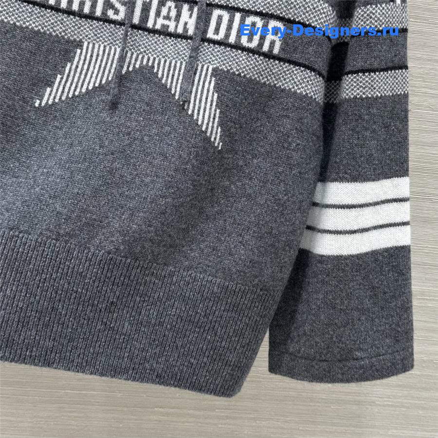 D10ralps three-quarter sleeve hooded sweater in grey