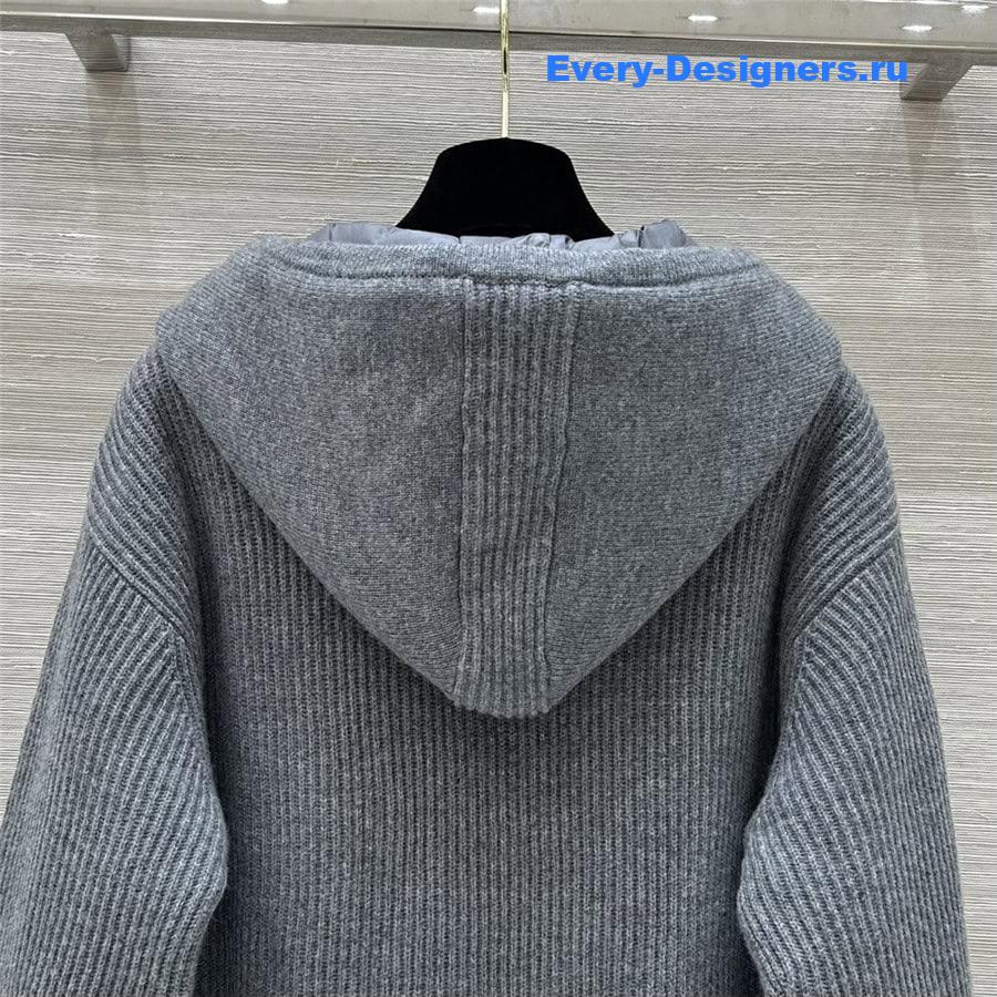 Vanitoo hooded goose down jacket