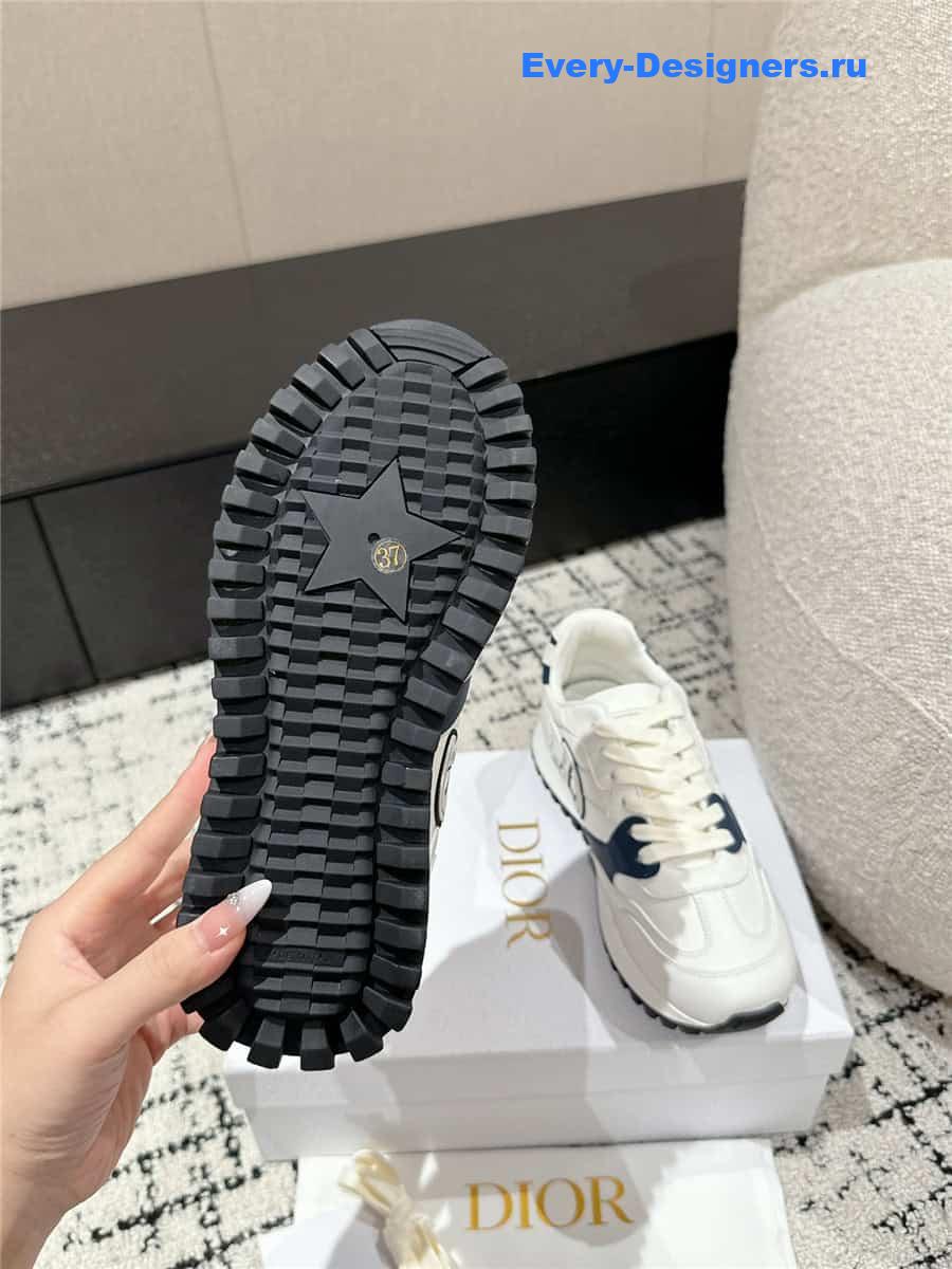 c’est D10r sneaker white blue