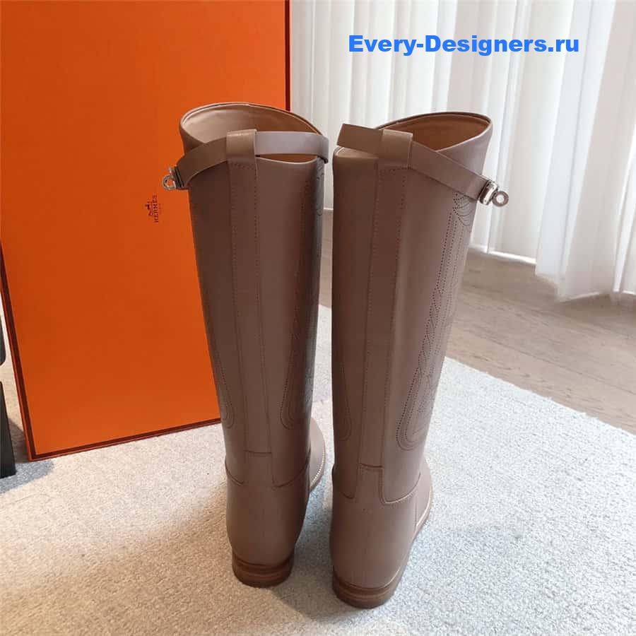 H**me5 logo jumping boots