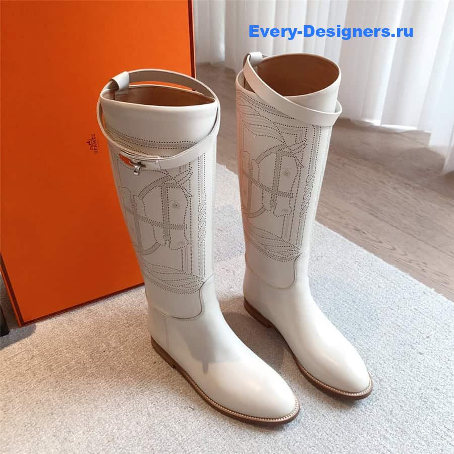 H**me5 white jumping boots