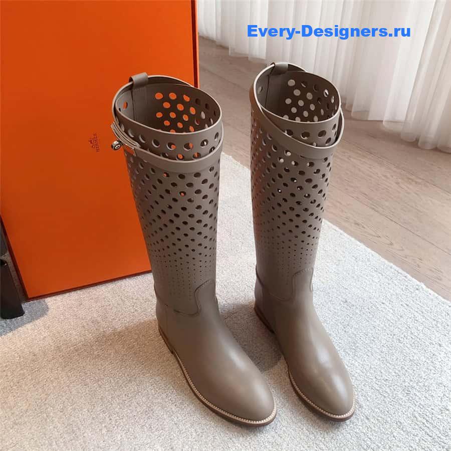 H**me5 perforated jumping boots