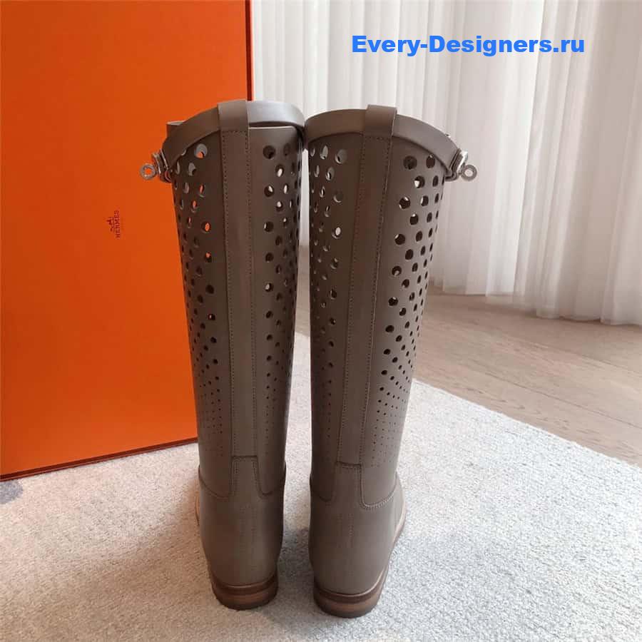 H**me5 perforated jumping boots