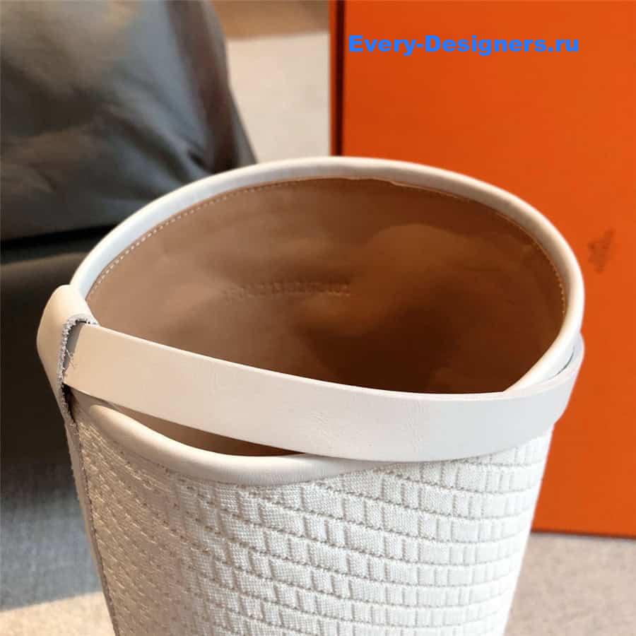 H**me5 variation riding boots