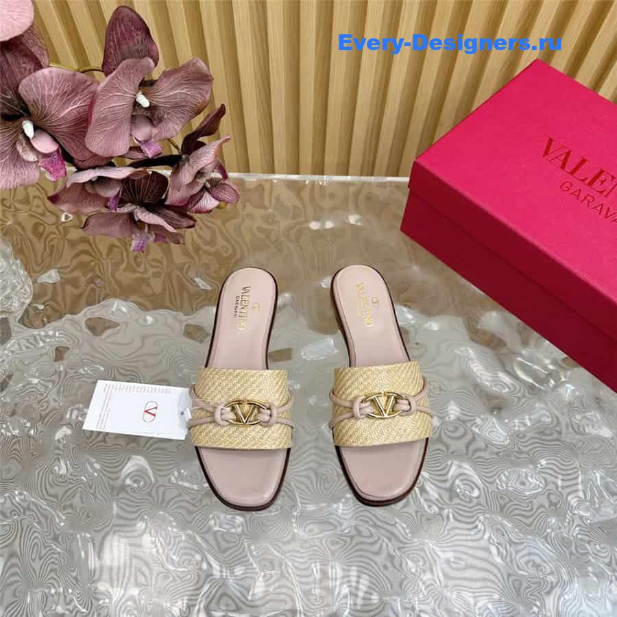 Va1e*ntin0 vlogo pink woven raffia slides