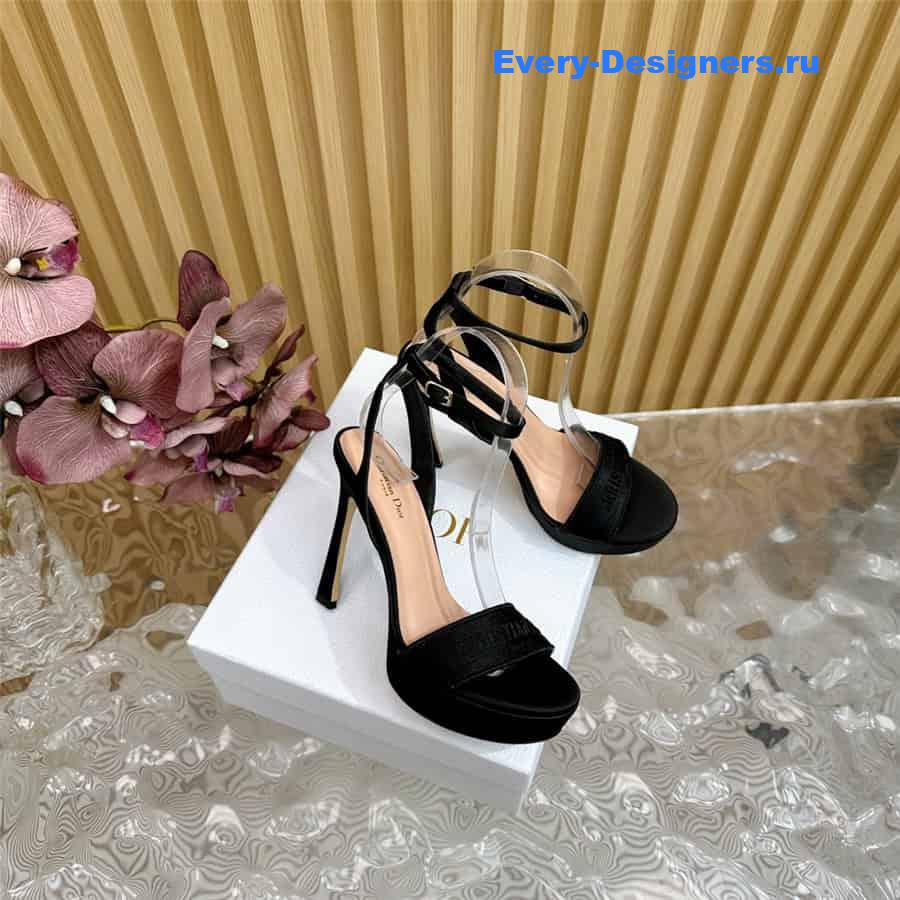 Dway Black Cotton Embroidered Heeled Sandals