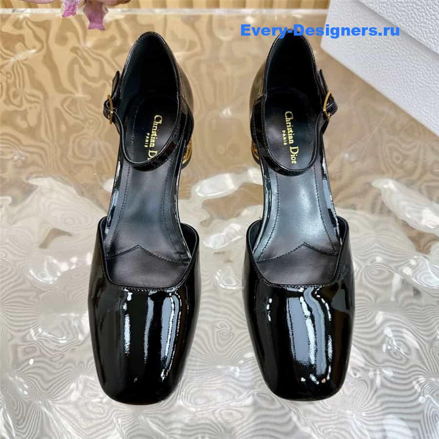 jolie D10r black patent calfskin pumps
