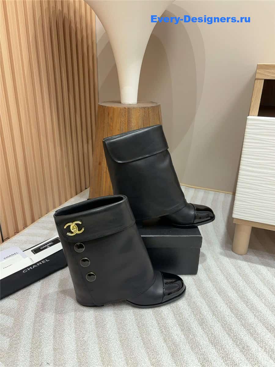 Ch**el leather foldover logo boots