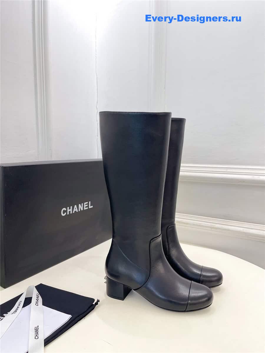 Ch**el black leather heeled boots