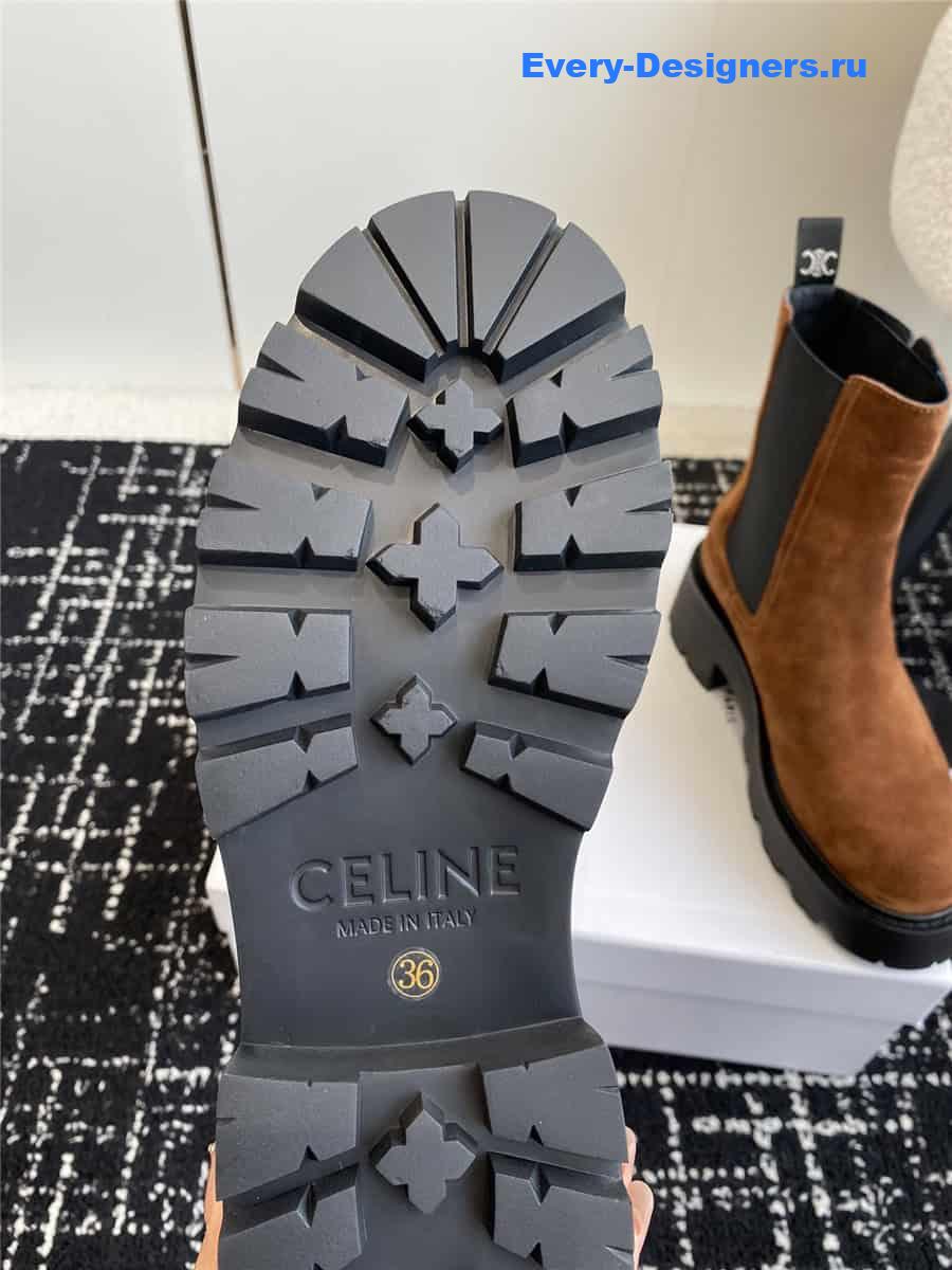 Ce1i*e brown suede chelsea boots