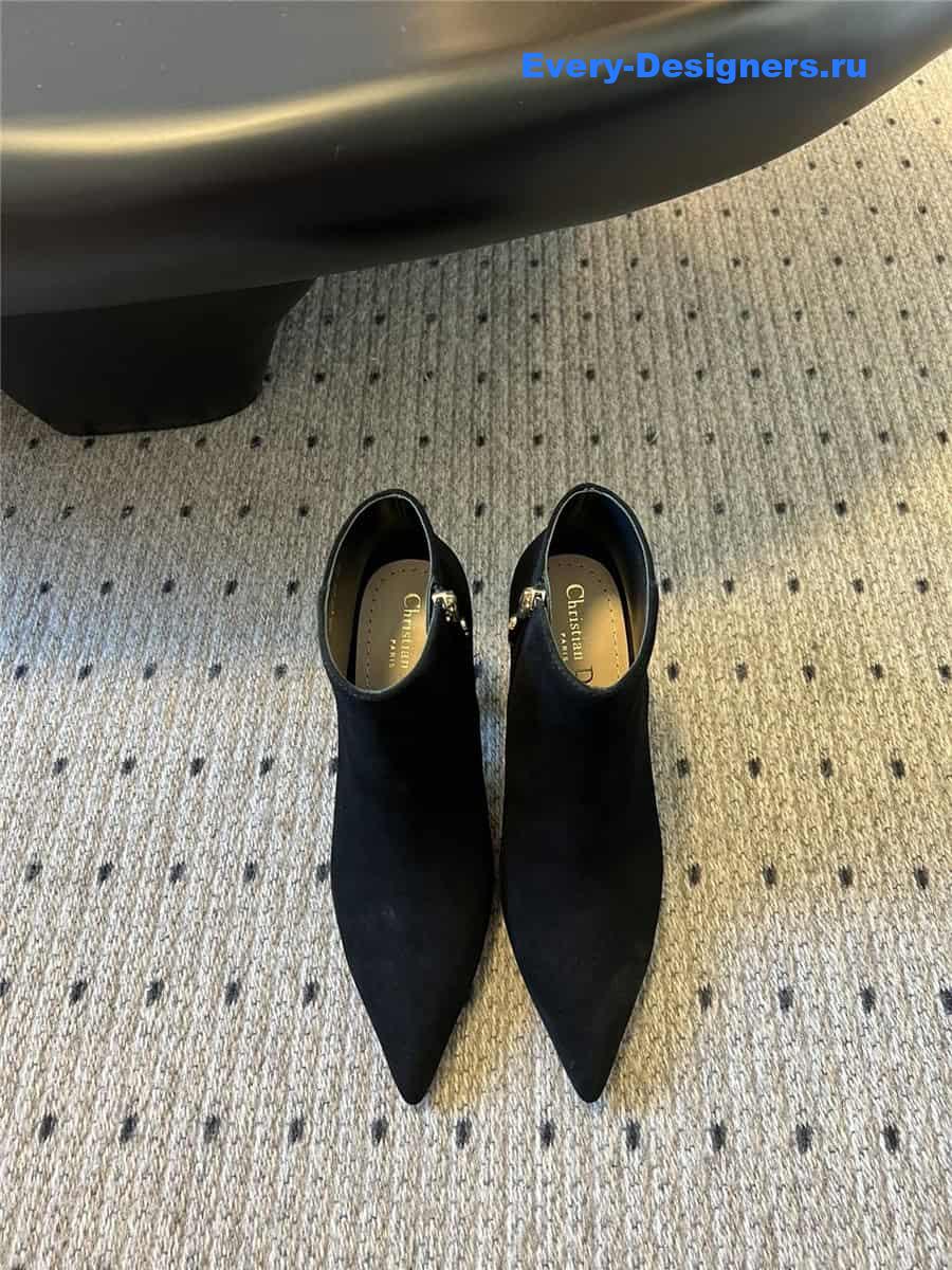 D10r women’s pointed toe shoes