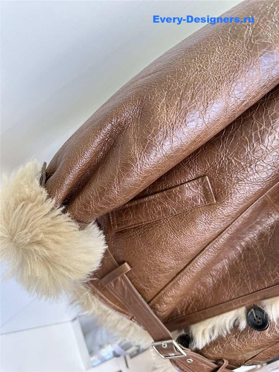 H**me5 shearling coat