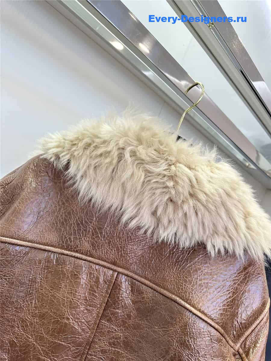 H**me5 shearling coat