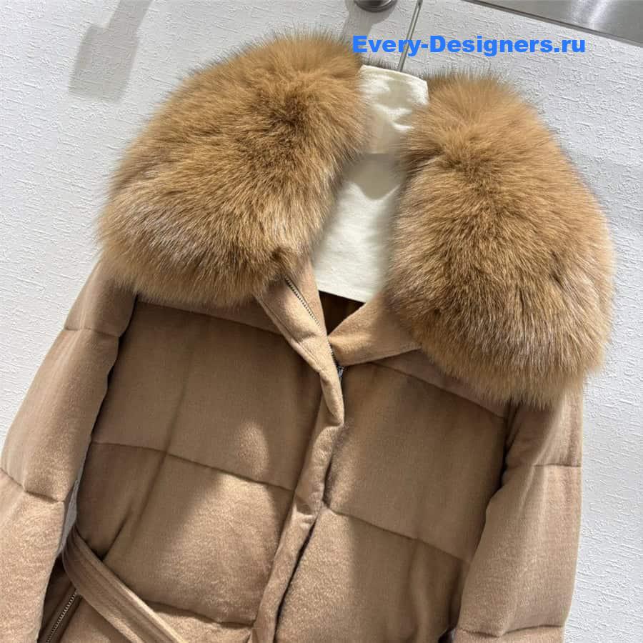 L0r0 P1ana fox fur collar down jacket
