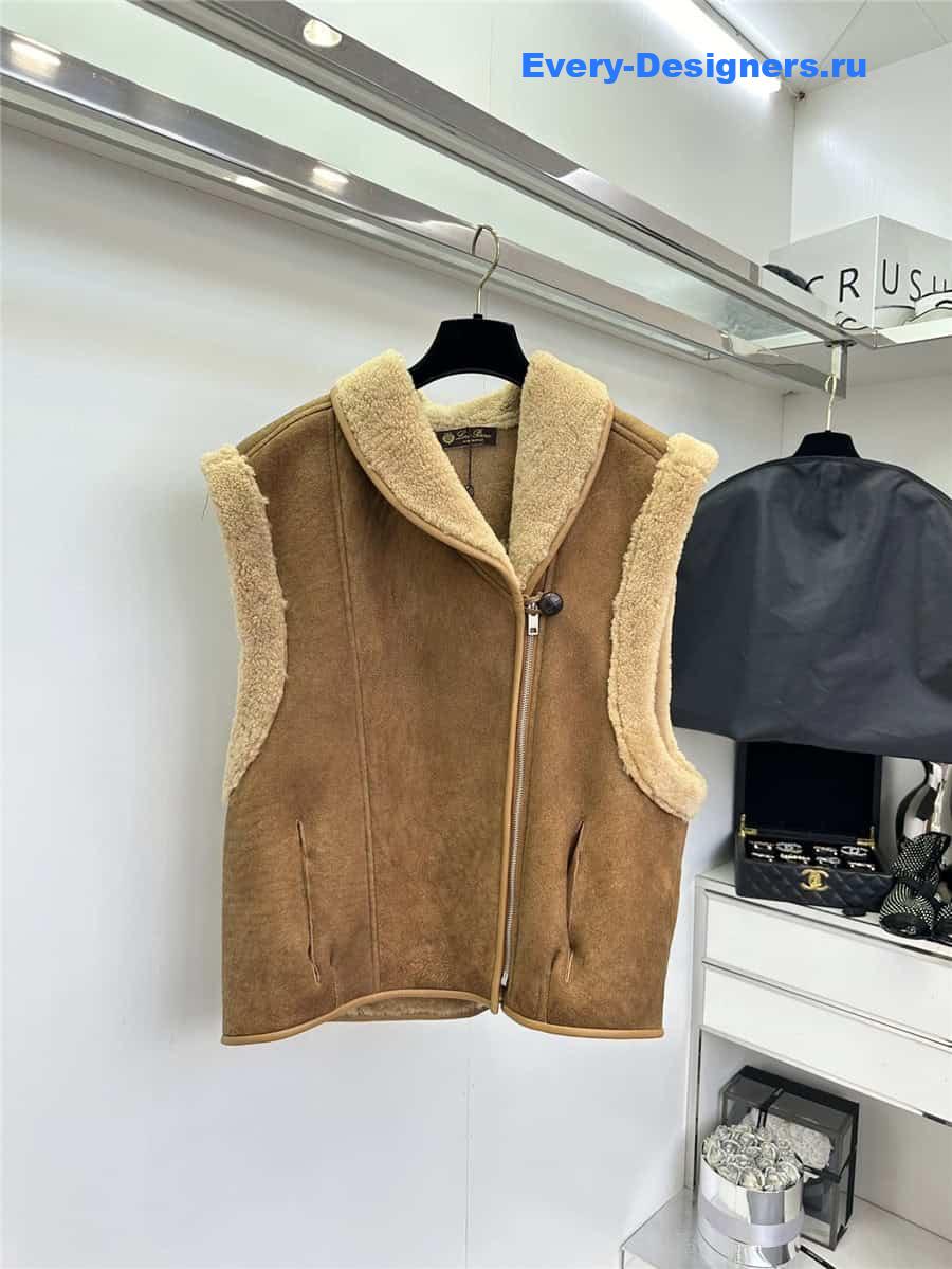 L0r0 P1ana shearling vest