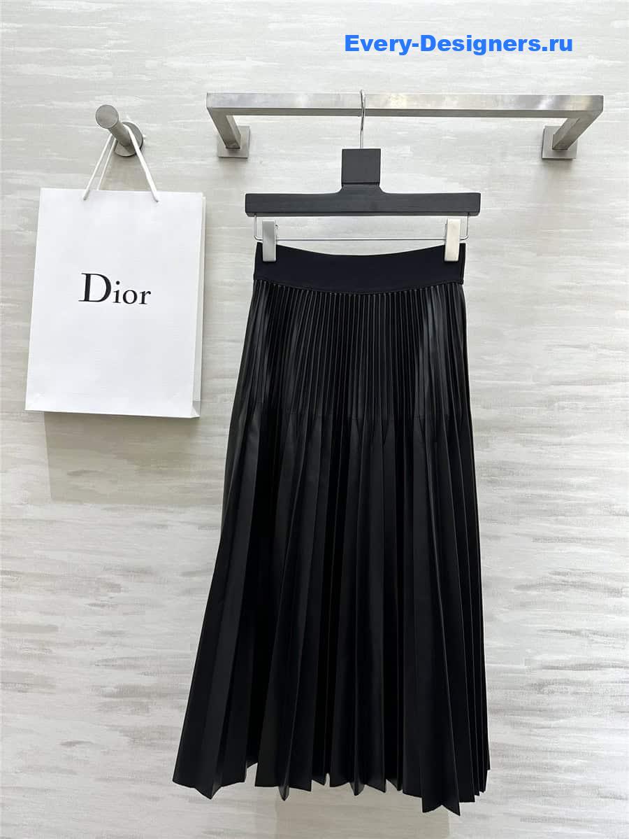 D10r pleated high waist leather skirt