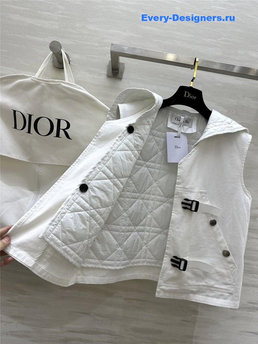 D10r two piece design vest