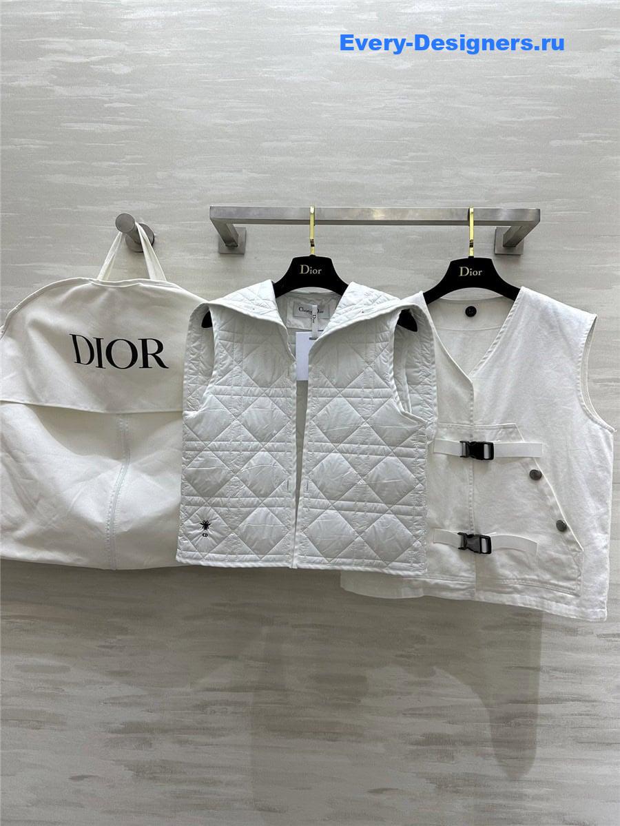 D10r two piece design vest