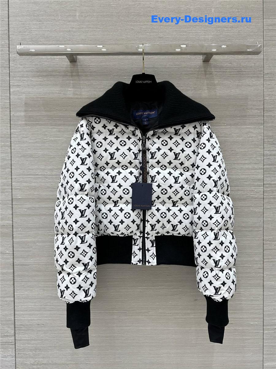 l0vis Vvtt0n lv logo short down jacket