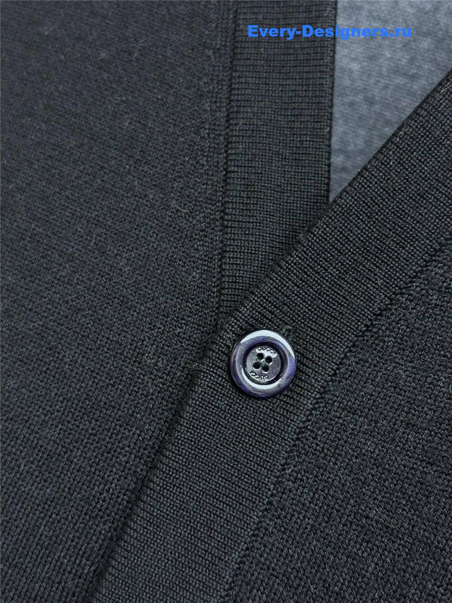 Gvc*1 logo embroidered cardigan