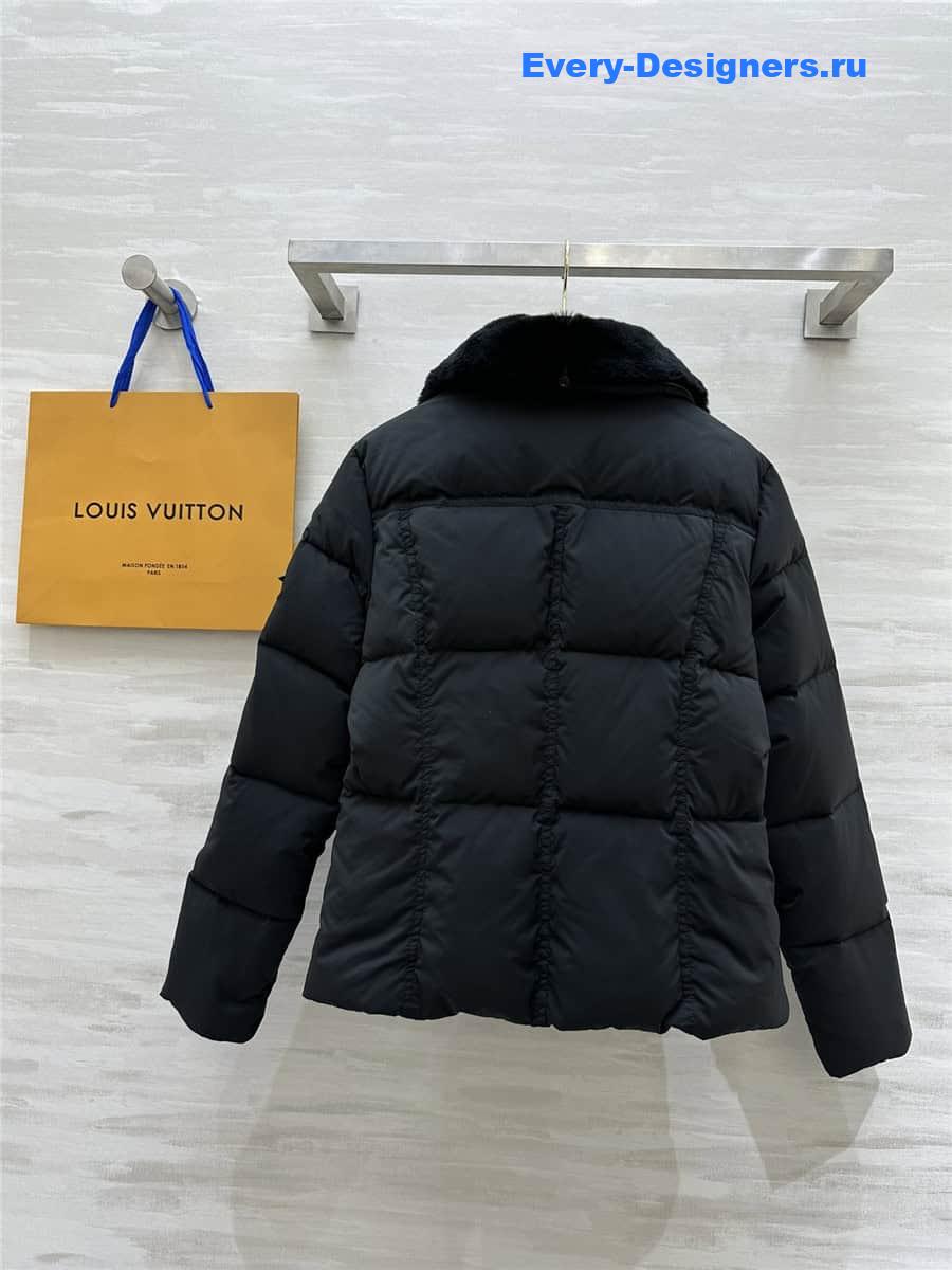 l0vis Vvtt0n lv lapel down jacket