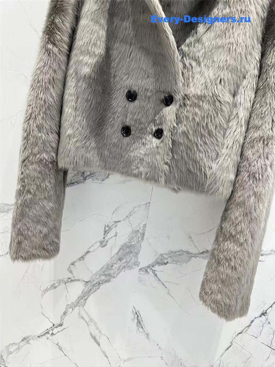 M1um1u long hair lapel sheepskin fur coat