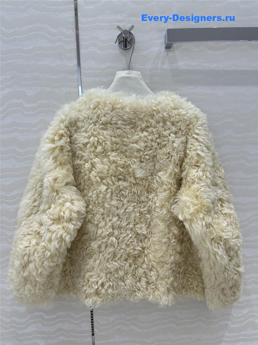 Ce1i*e fur coat
