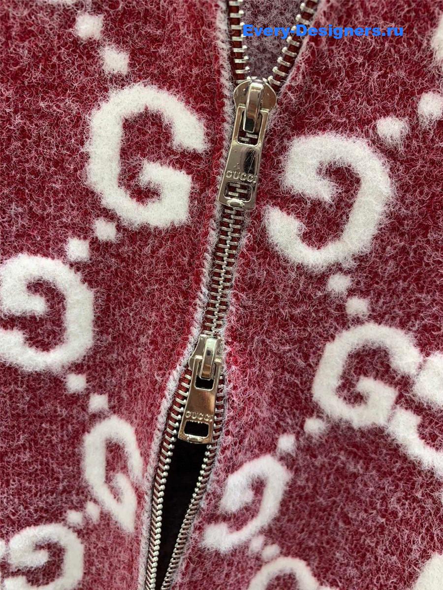 Gvc*1 stitch jacquard cardigan in red