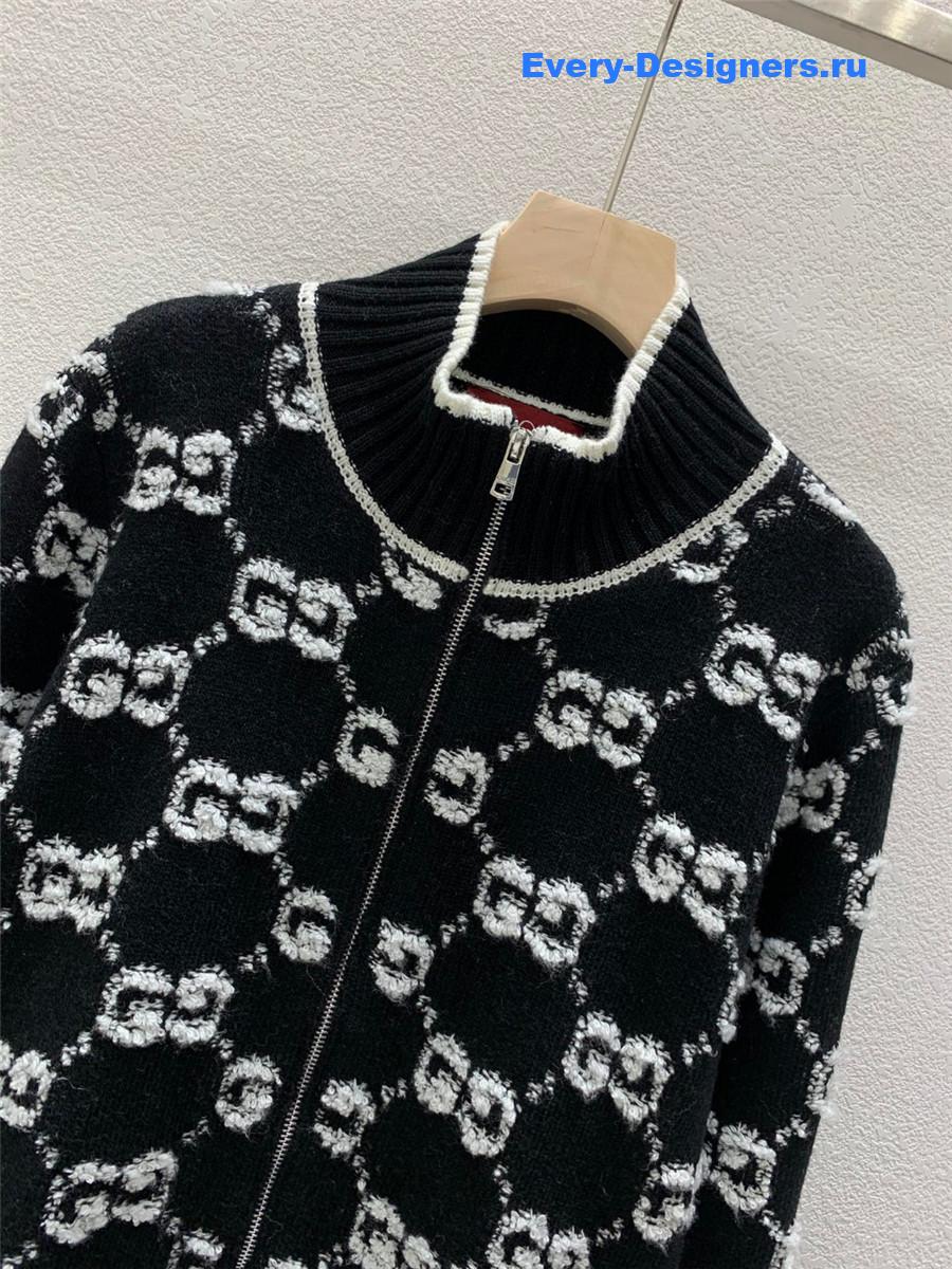 Gvc*1 stitch jacquard cardigan in black