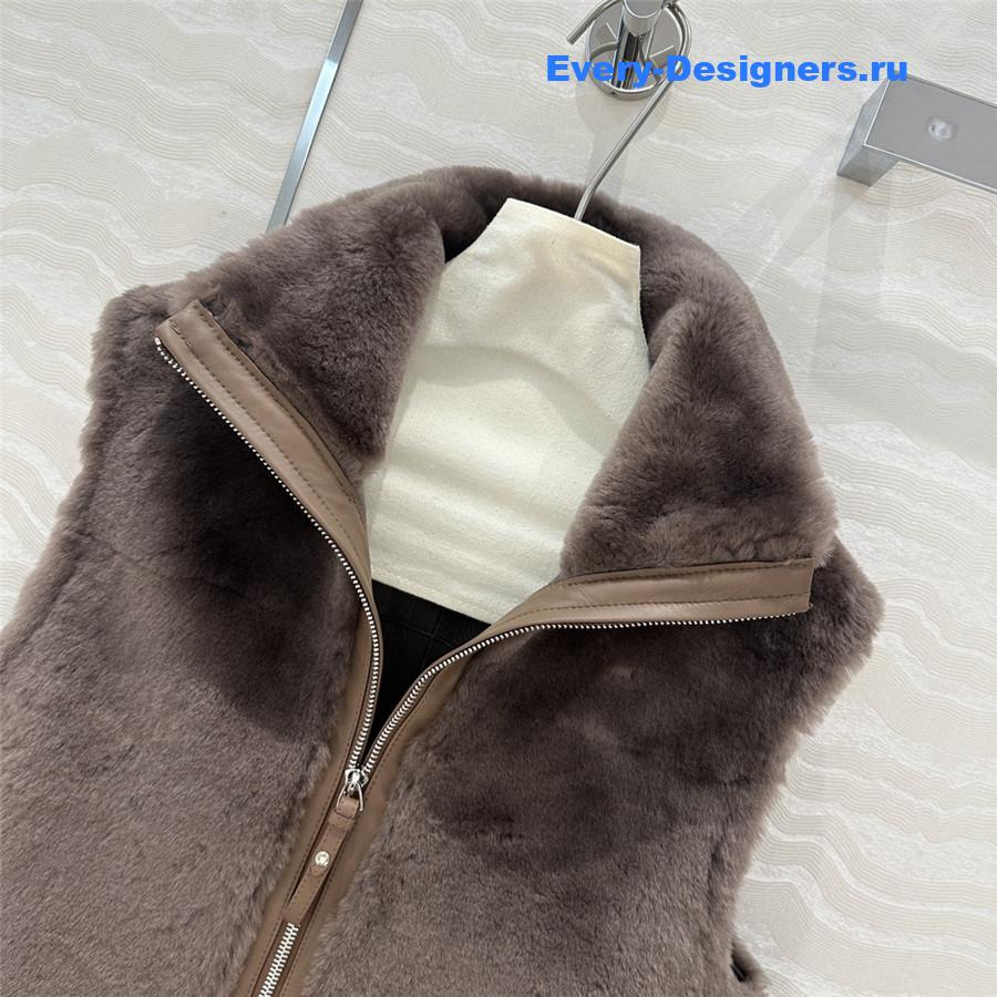 H**me5 reversible shearling vest
