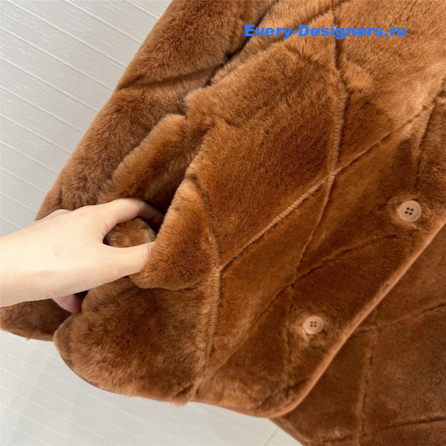 L0r0 P1ana shearling coat