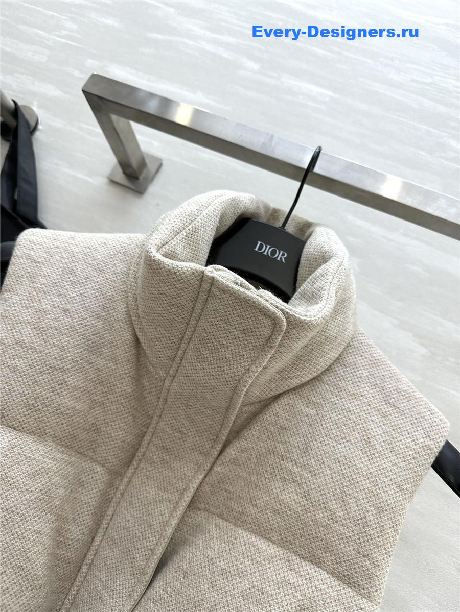 L0r0 P1ana waisted down vest