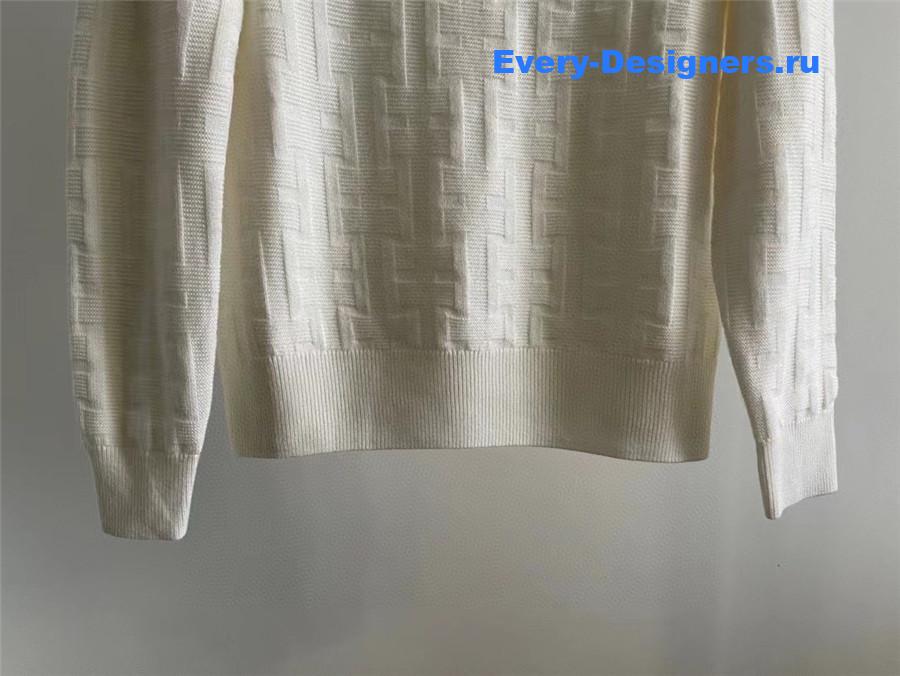 H**me5 h motif wool sweater