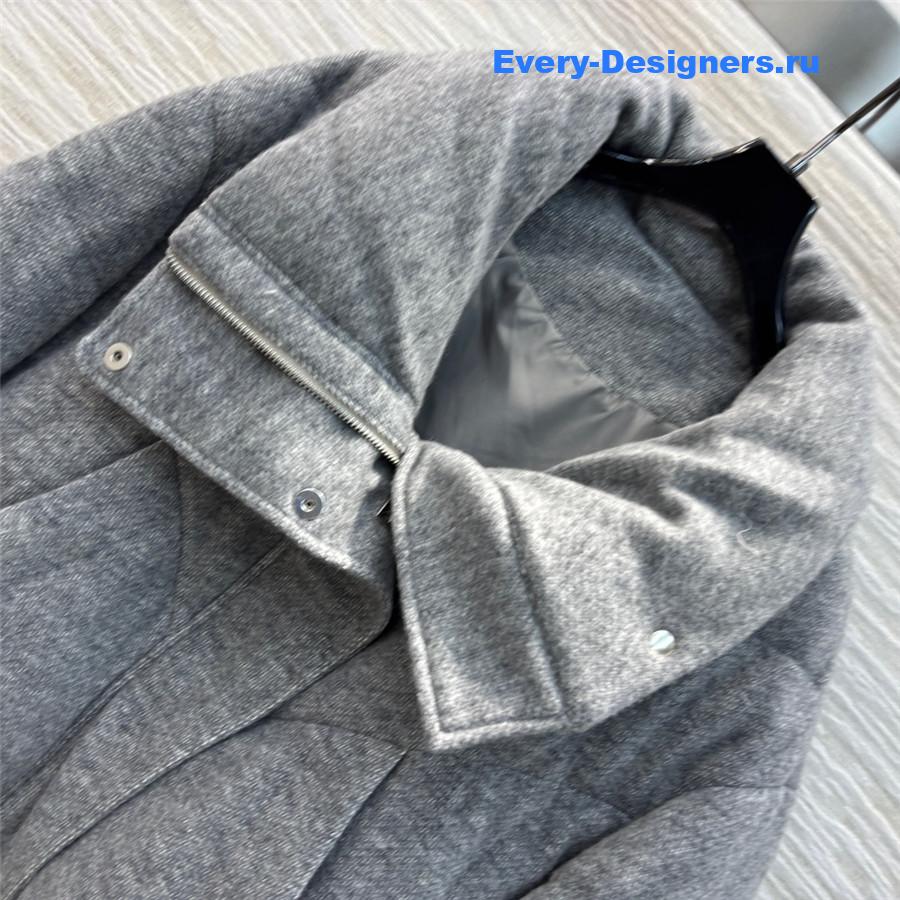 L0r0 P1ana stand collar short down jacket