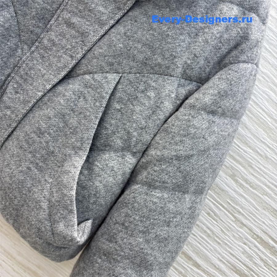 L0r0 P1ana stand collar short down jacket