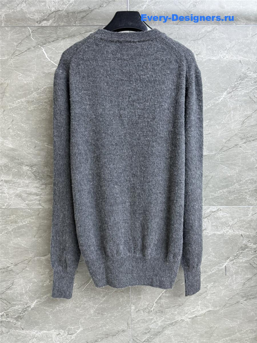 Y51 logo embroidered knit sweater grey