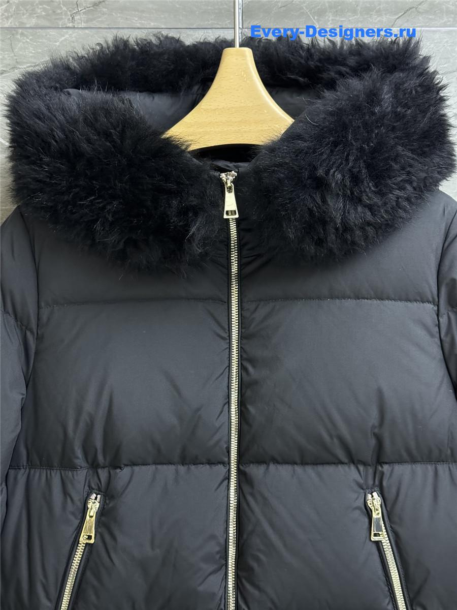 Moncler Fur collar hooded down jacket