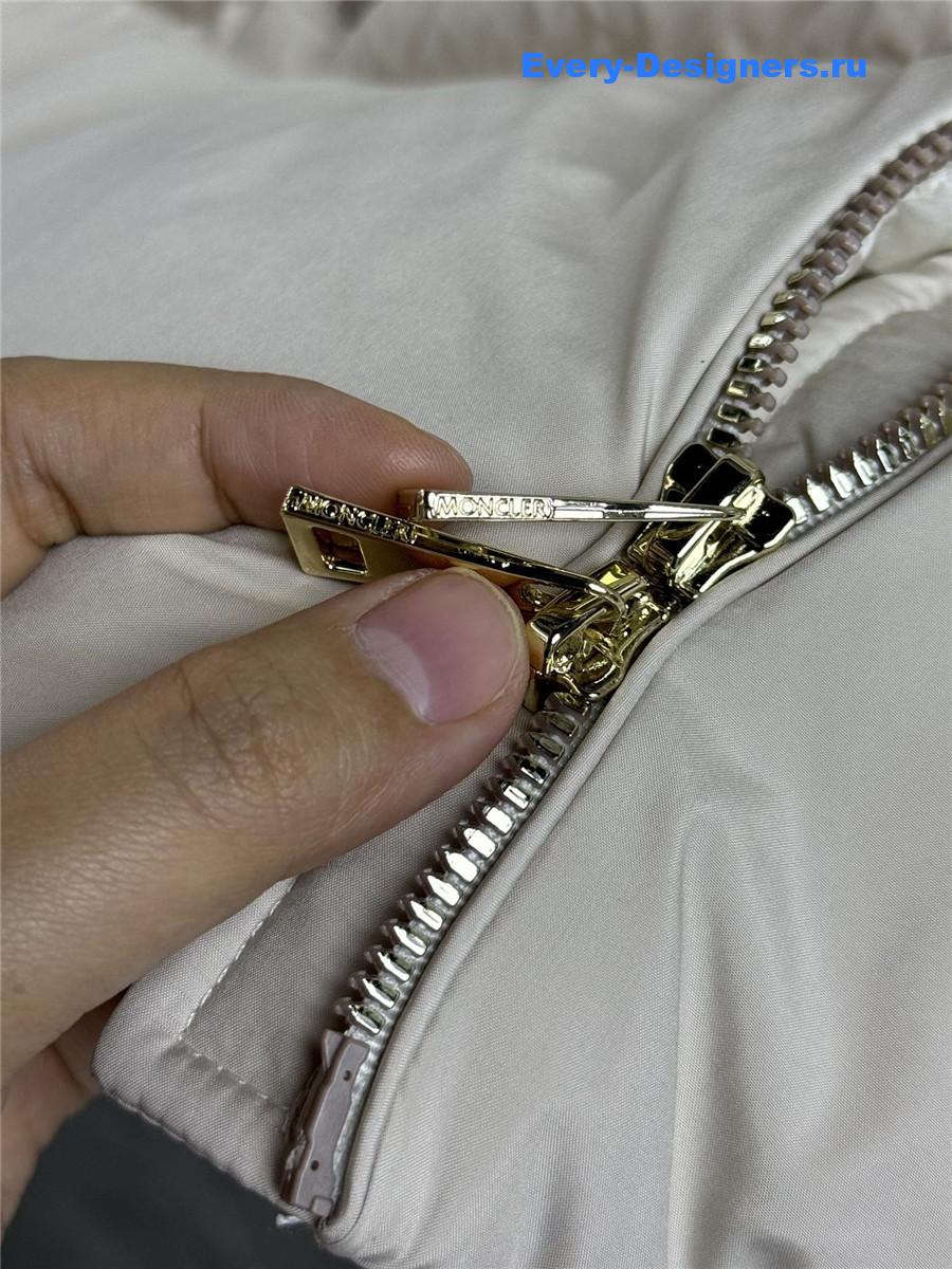 Moncler Fur collar hooded down jacket