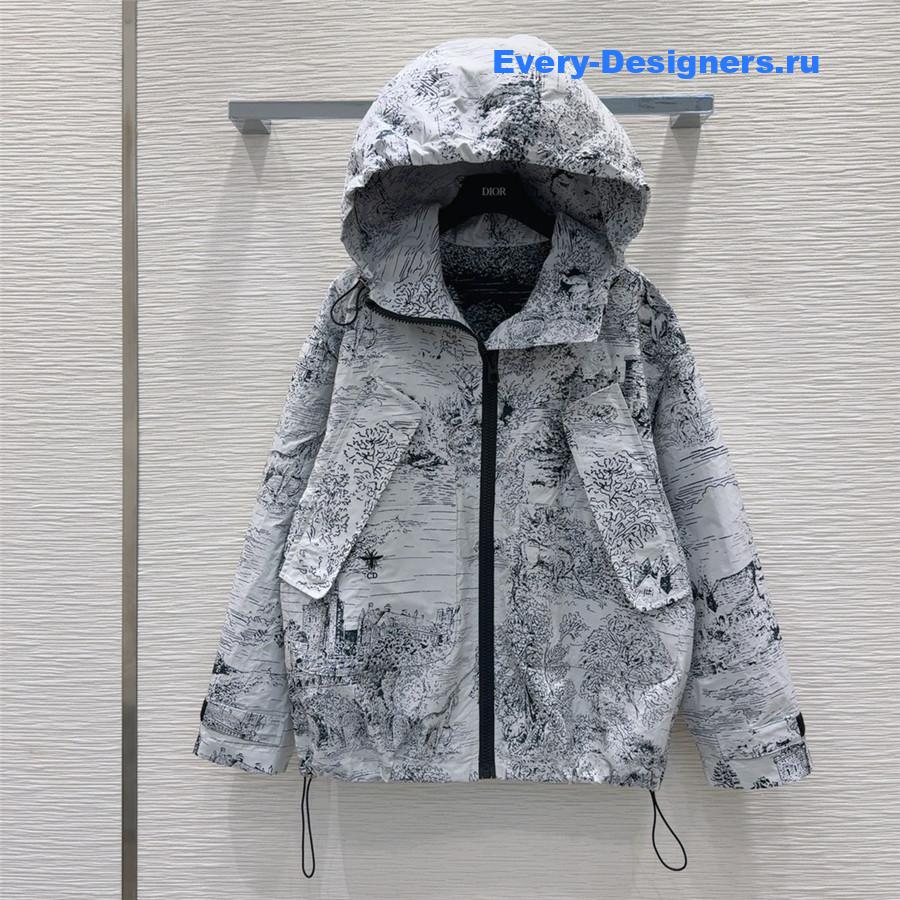 D10r new hooded jacket