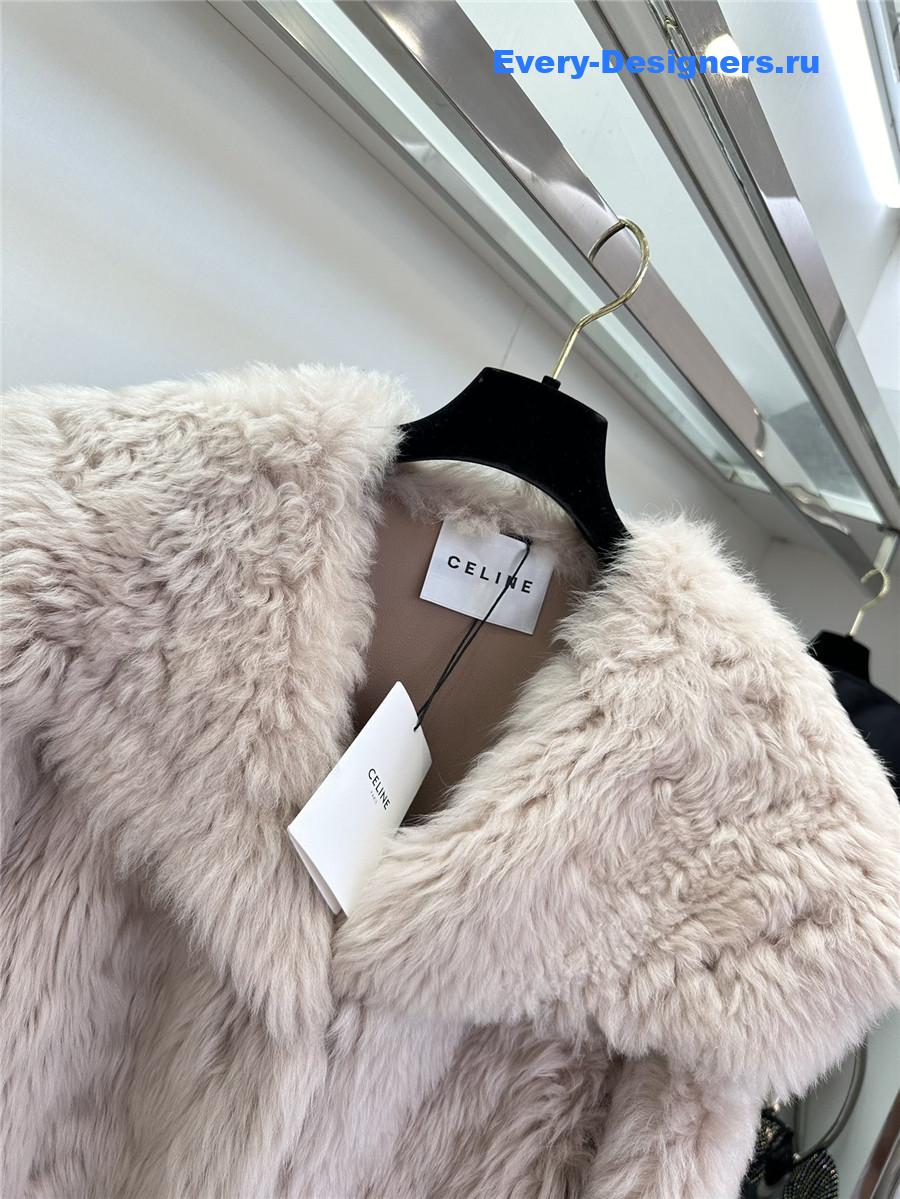 Ce1i*e fur coat