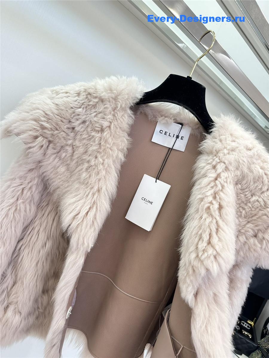 Ce1i*e fur coat