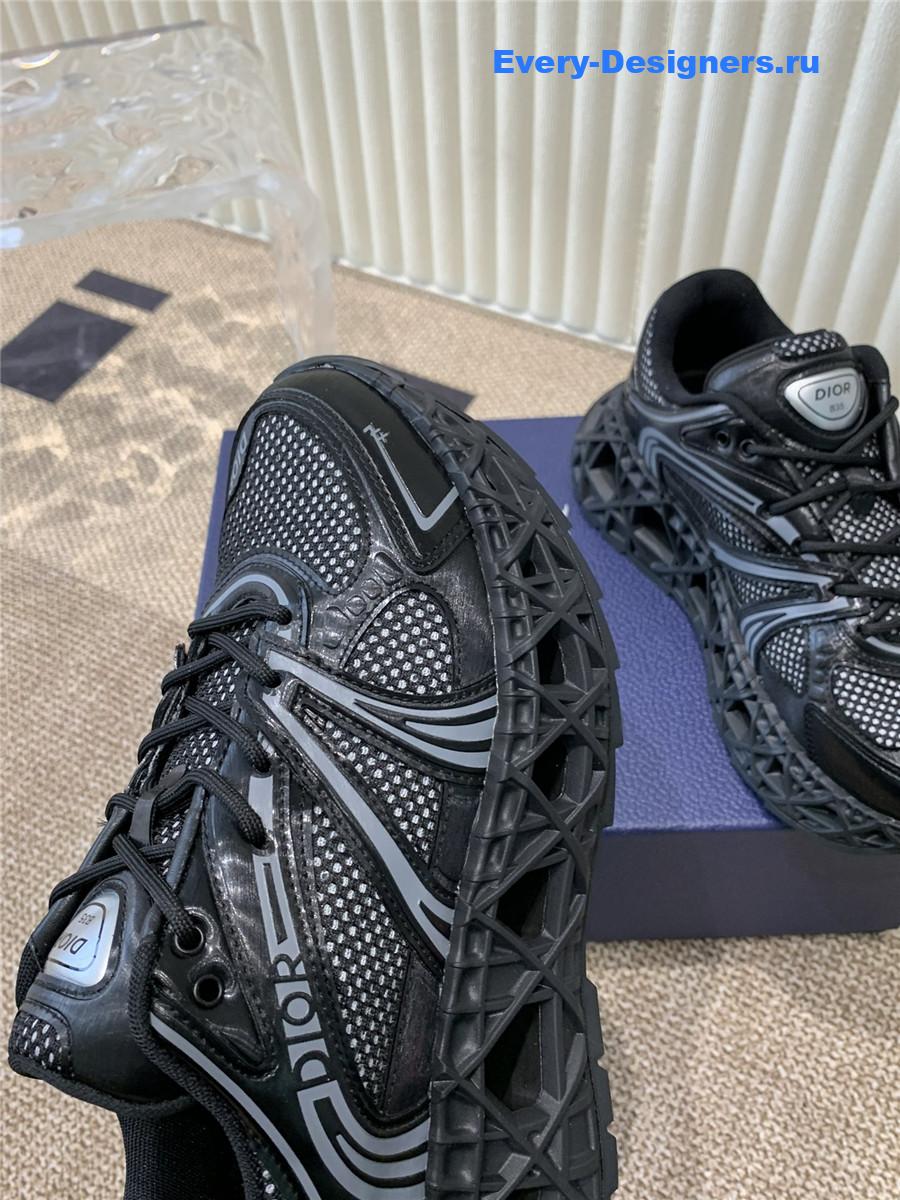 D10r black b35 sneakers for women