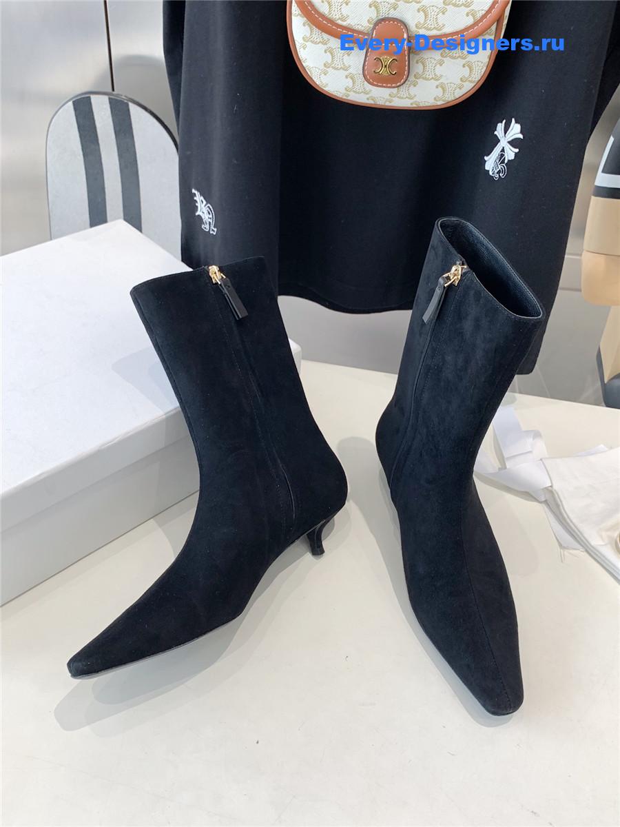 The R0w liisa suede ankle boots